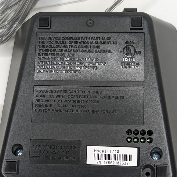 AT&T Digital Answering System With Time/Day Stamp Model 1740 - Picture 2 of 4